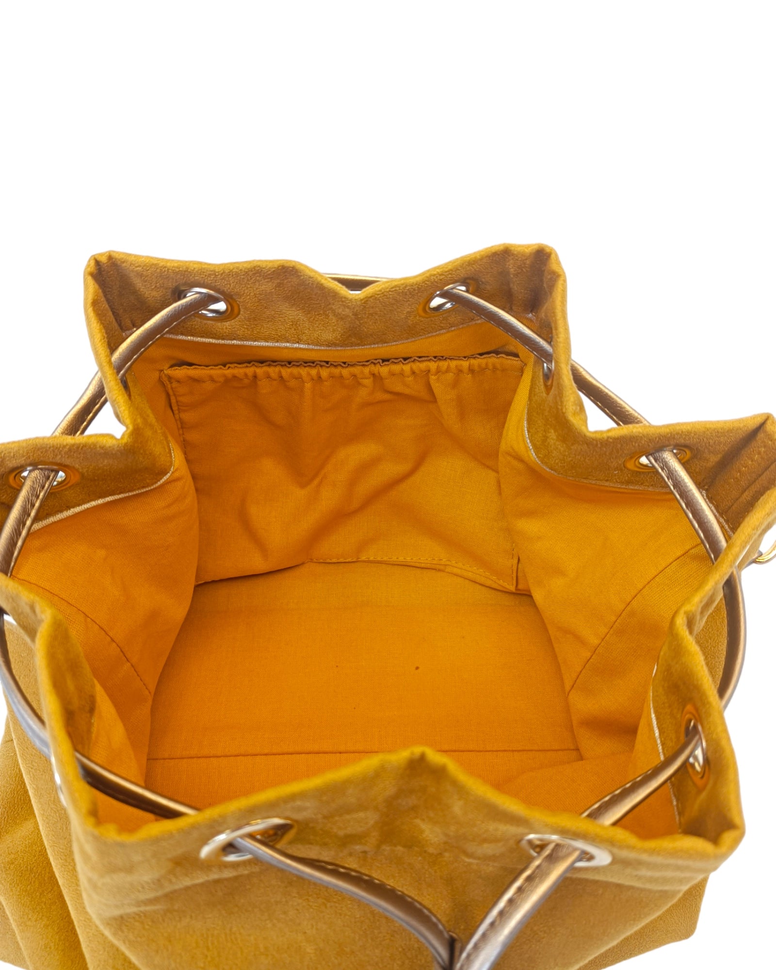 Sac à main style seau en suédine avec anses en chaine metal-- grand sac-Nouveauté-sac-EMDORIA PARIS